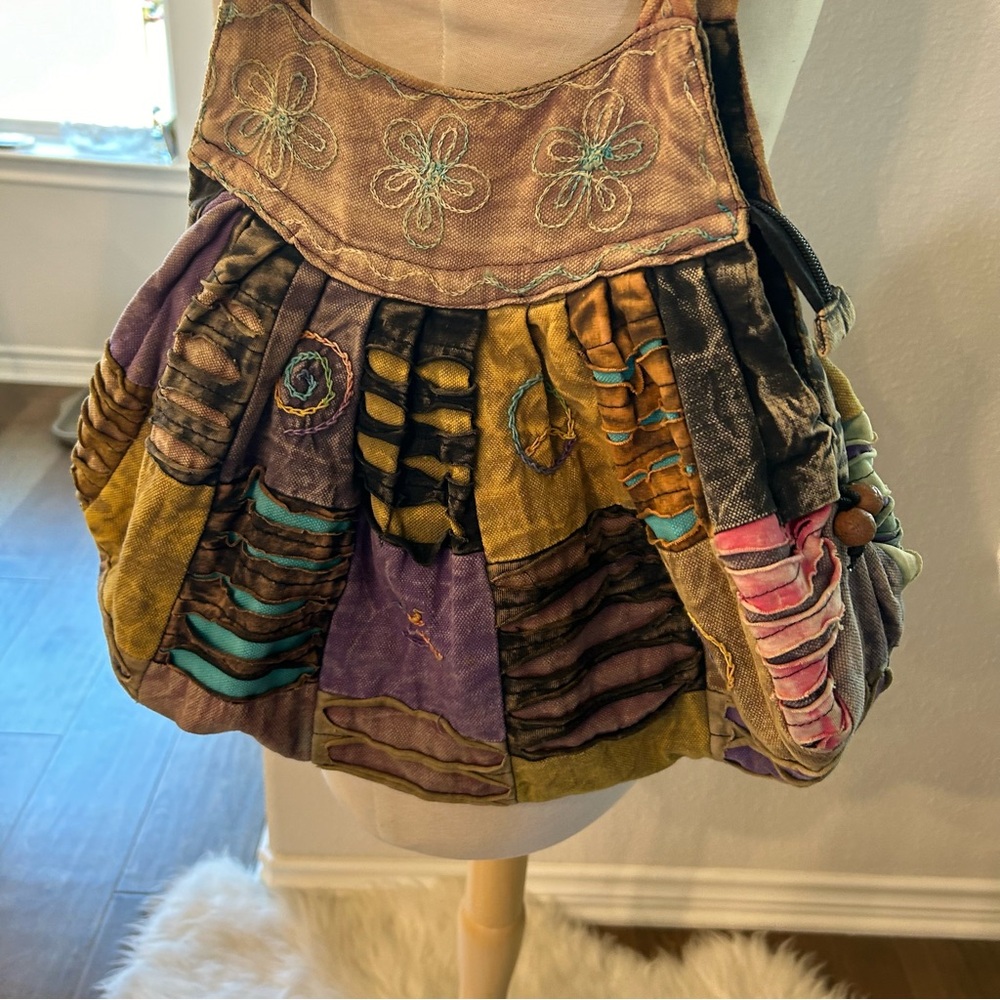 Multicolor Patchwork multimedia embroidered unbra… - image 5